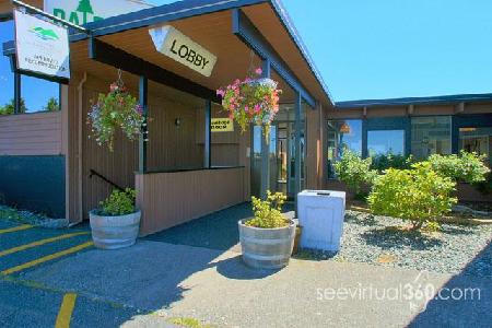 Dalewood Inn Port McNeill Exterior foto